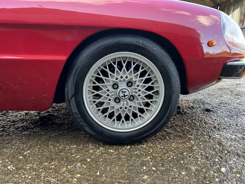 1976 Alfa Romeo Spider 2000 Veloce (105.27)-Sold