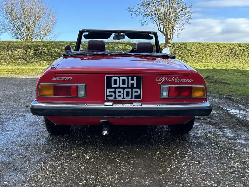 1976 Alfa Romeo Spider 2000 Veloce (105.27)-Sold