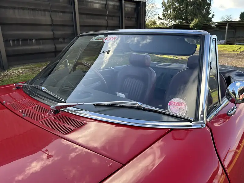 1976 Alfa Romeo Spider 2000 Veloce (105.27)-Sold