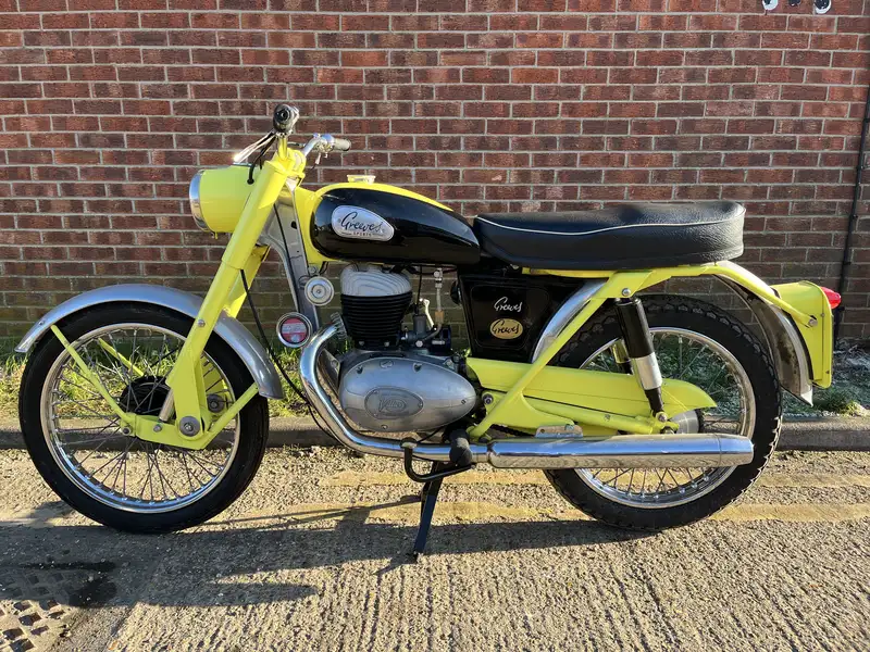 1957 Greeves 225 1H 246cc-Sold