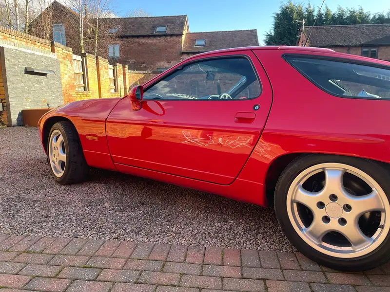 Iconic Auctioneers | 1991 Porsche 928 S4-For Sale