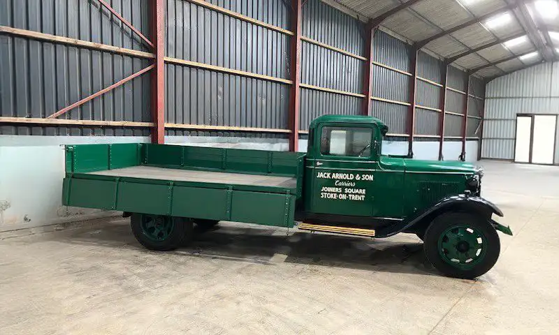 1933 Morris Commercial C-Type 2-tonne Dropside Truck-Sold