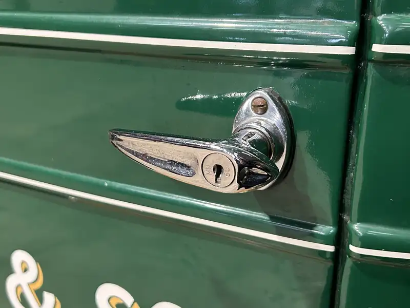 1933 Morris Commercial C-Type 2-tonne Dropside Truck-Sold