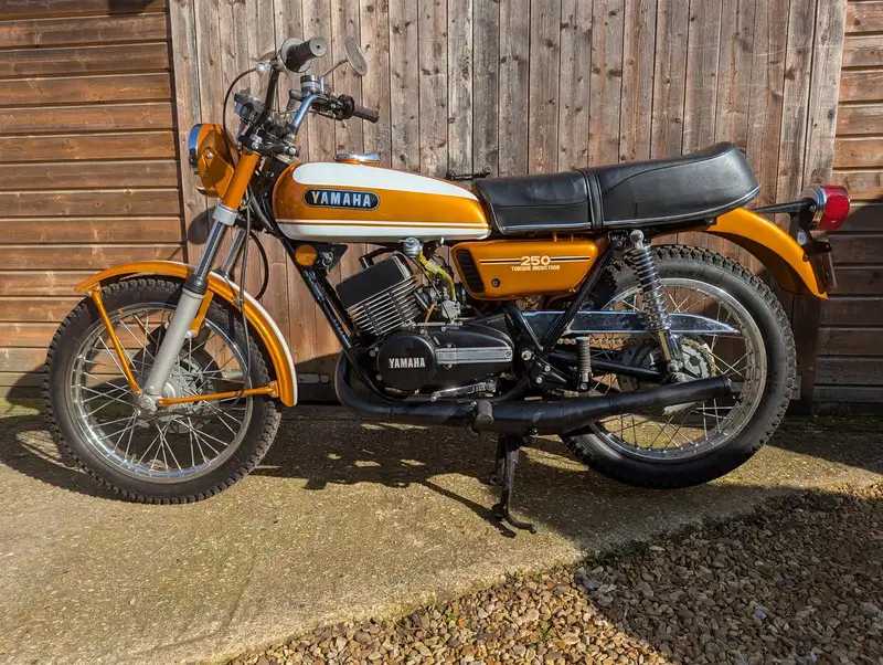 1973 Yamaha RD250 247cc-Sold