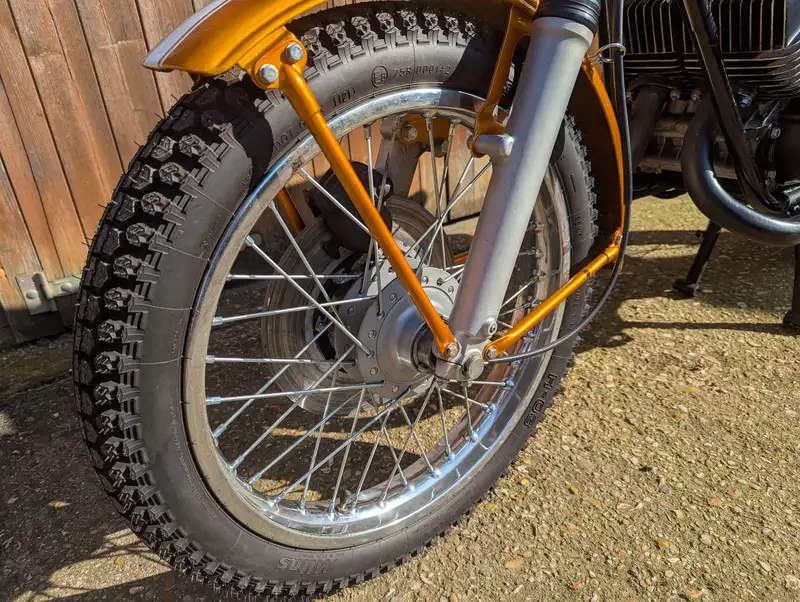 1973 Yamaha RD250 247cc-Sold