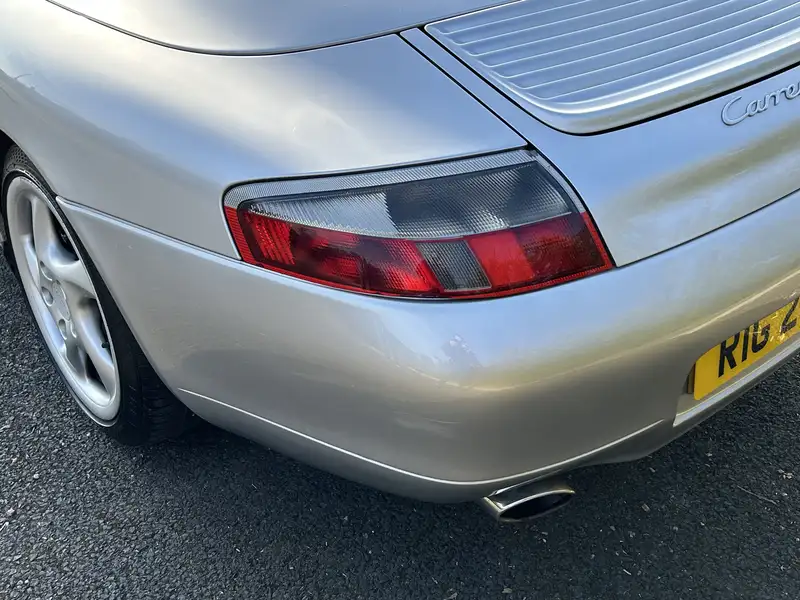 1999 Porsche Carrera 4-Sold