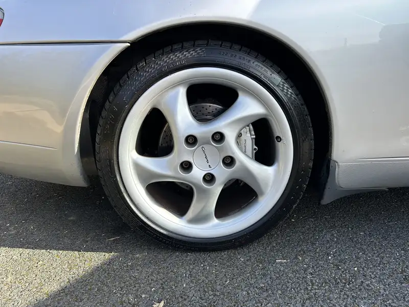 1999 Porsche Carrera 4-Sold
