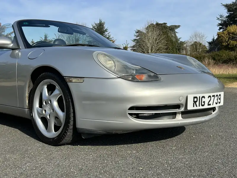 1999 Porsche Carrera 4-Sold