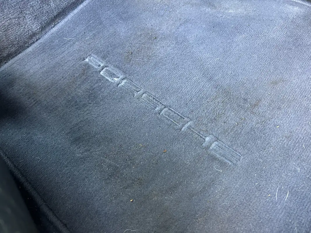 1999 Porsche Carrera 4-Sold