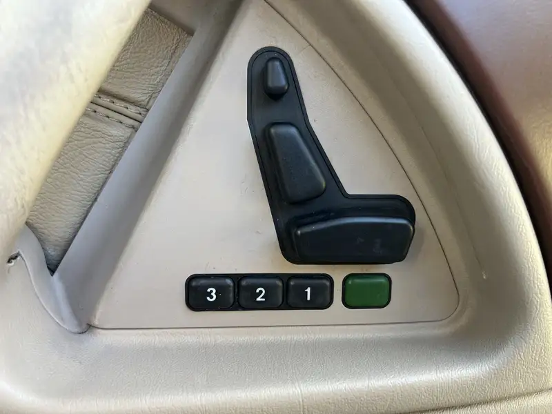 1996 Mercedes-Benz SL500 (R129)-Sold
