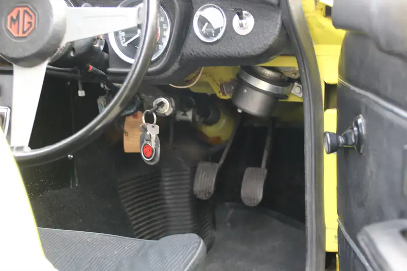 1973 MG B GT -Sold