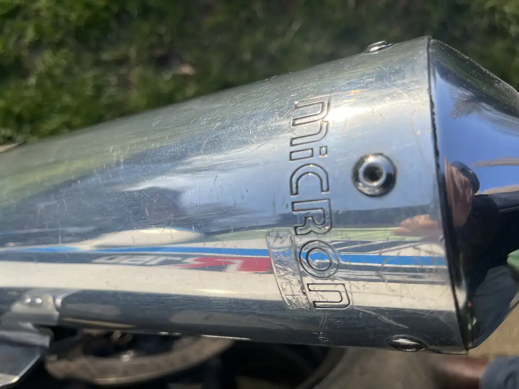 1985 Suzuki GSX-R750F 748cc-For Sale