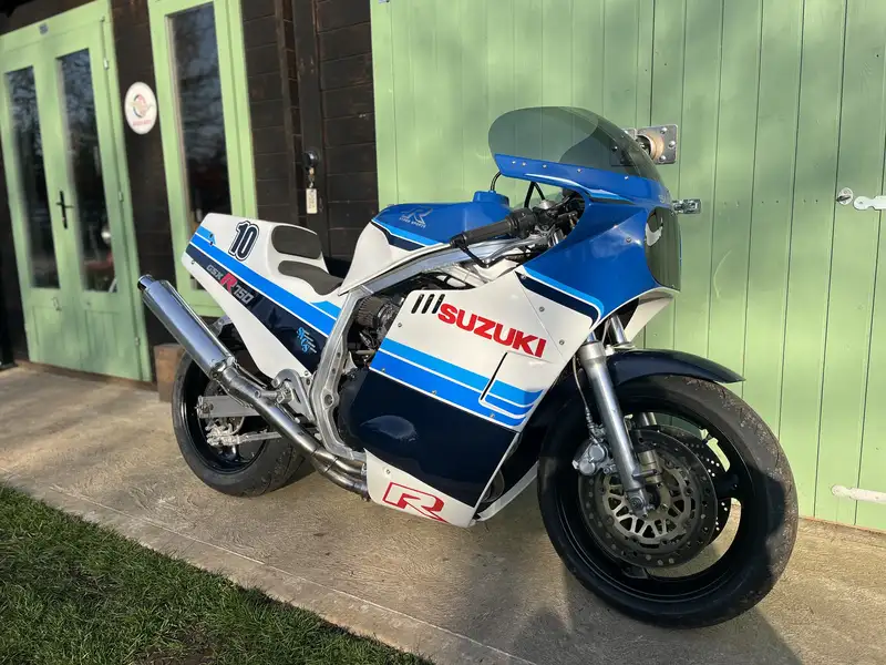 1985 Suzuki GSX-R750F 748cc-For Sale