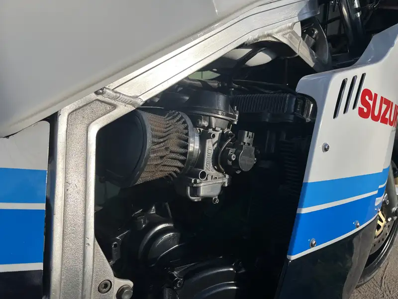 1985 Suzuki GSX-R750F 748cc-For Sale