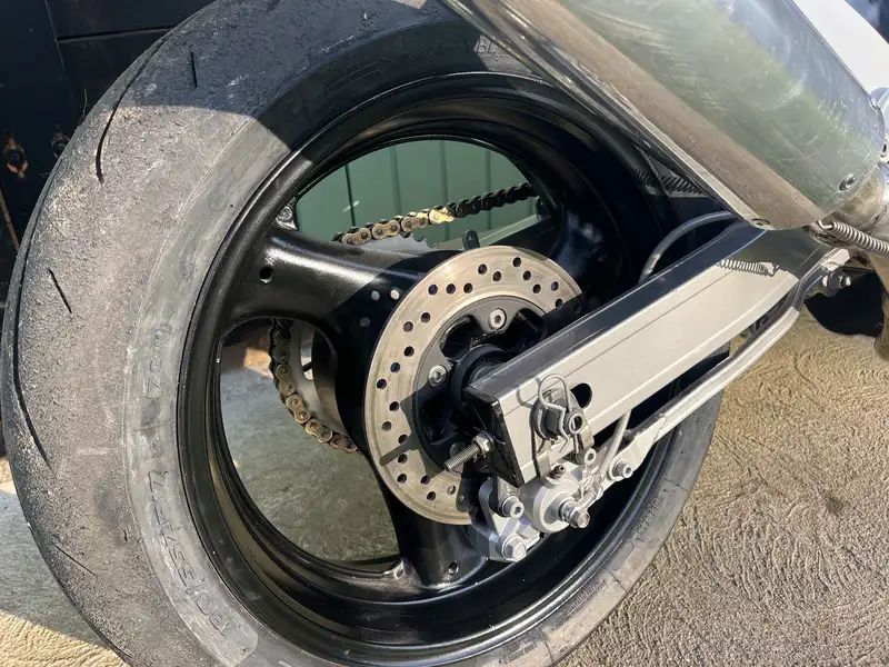 1985 Suzuki GSX-R750F 748cc-For Sale