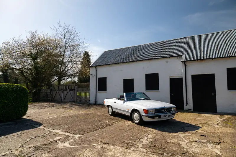 1986 Mercedes-Benz 300SL (R107)-Sold