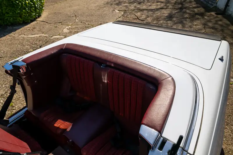 1986 Mercedes-Benz 300SL (R107)-Sold