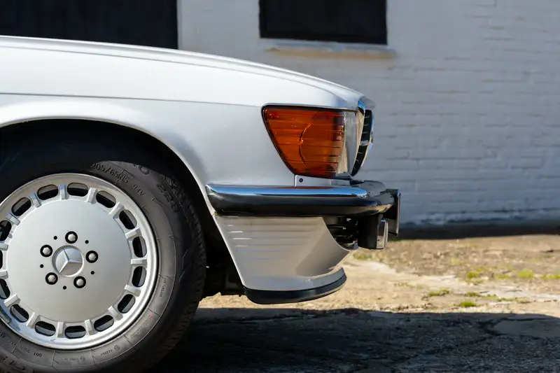 1986 Mercedes-Benz 300SL (R107)-Sold