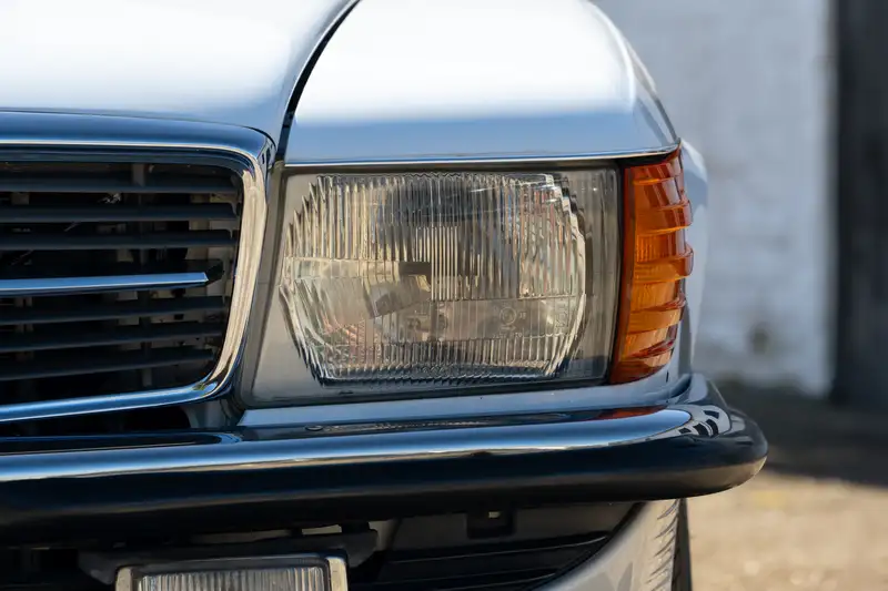 1986 Mercedes-Benz 300SL (R107)-Sold