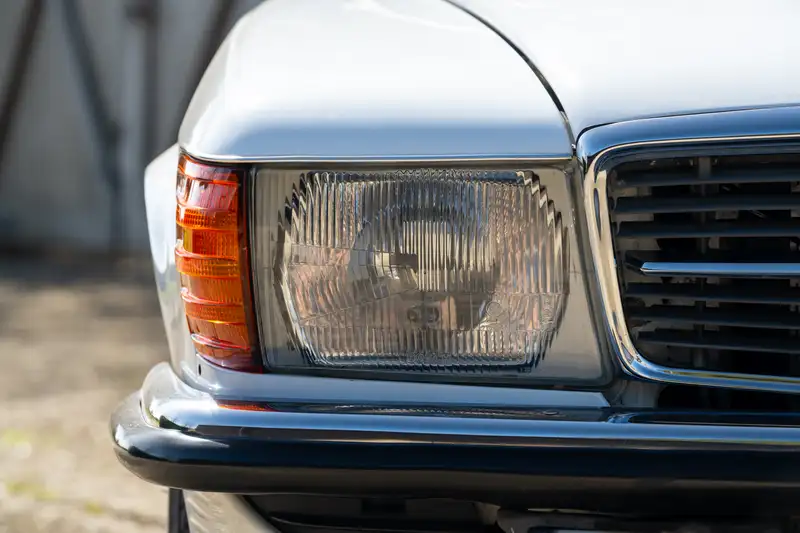 1986 Mercedes-Benz 300SL (R107)-Sold