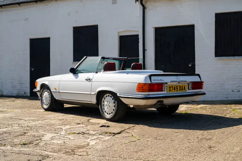 1986 Mercedes-Benz 300SL (R107)-Sold