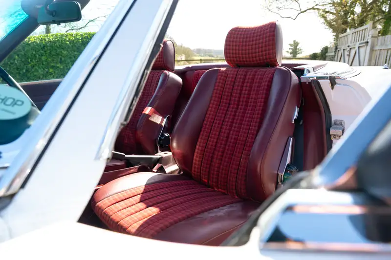 1986 Mercedes-Benz 300SL (R107)-Sold