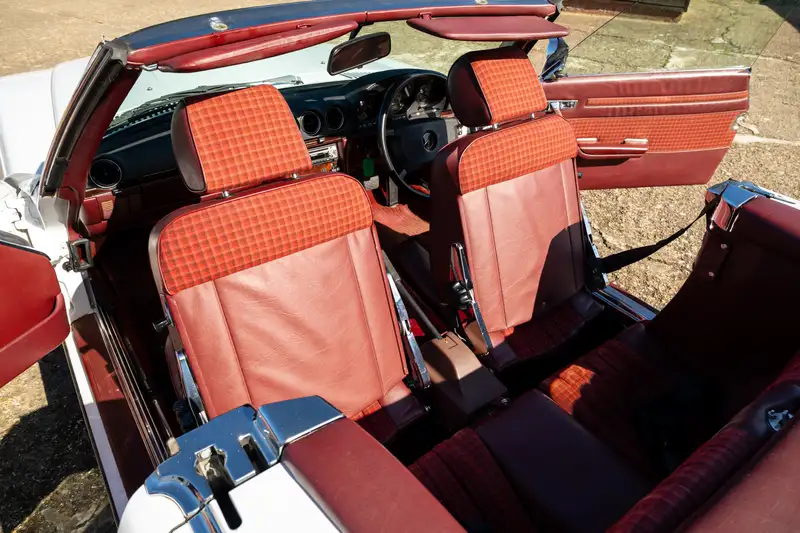 1986 Mercedes-Benz 300SL (R107)-Sold