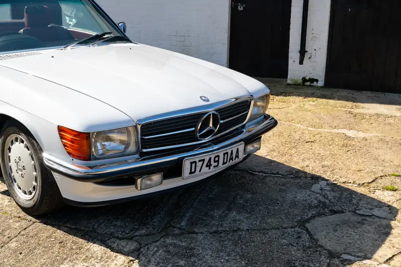1986 Mercedes-Benz 300SL (R107)-Sold