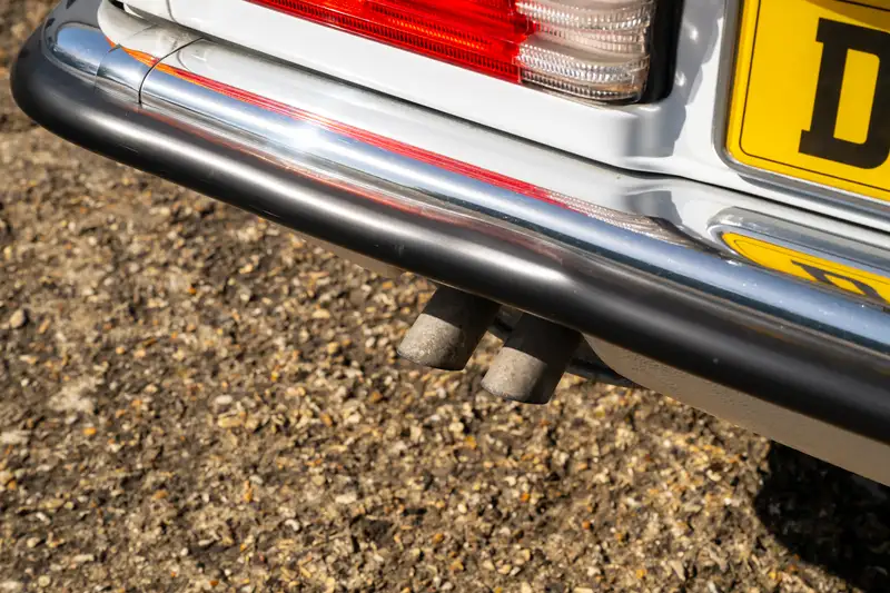1986 Mercedes-Benz 300SL (R107)-Sold