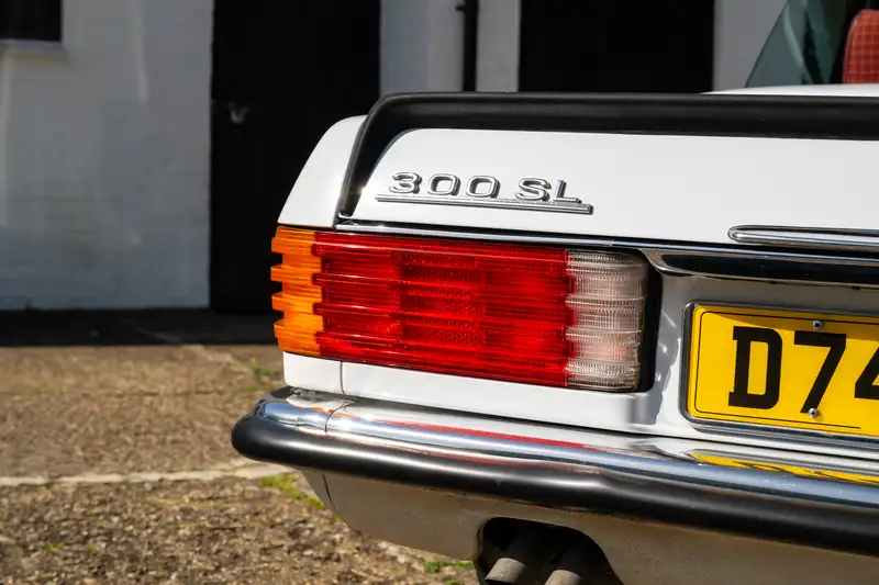 1986 Mercedes-Benz 300SL (R107)-Sold