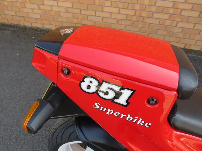 Ducati 851 Strada 851cc-For Sale