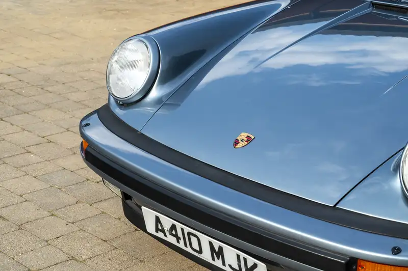 1984 Porsche 911 3.2 Carrera Sport Coupé-Sold