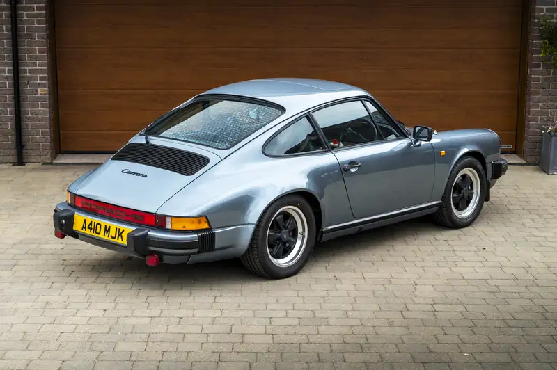 1984 Porsche 911 3.2 Carrera Sport Coupé-Sold