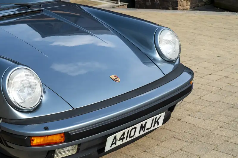 1984 Porsche 911 3.2 Carrera Sport Coupé-Sold