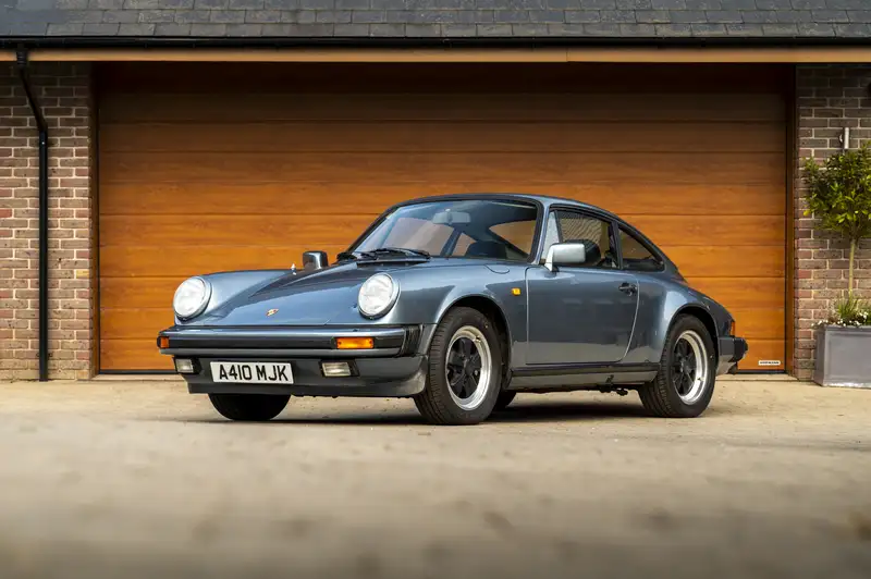 1984 Porsche 911 3.2 Carrera Sport Coupé-Sold