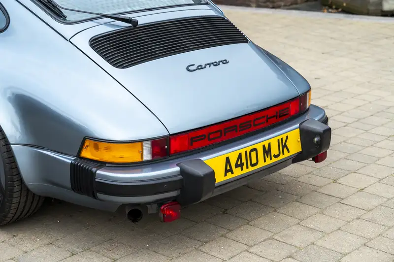 1984 Porsche 911 3.2 Carrera Sport Coupé-Sold