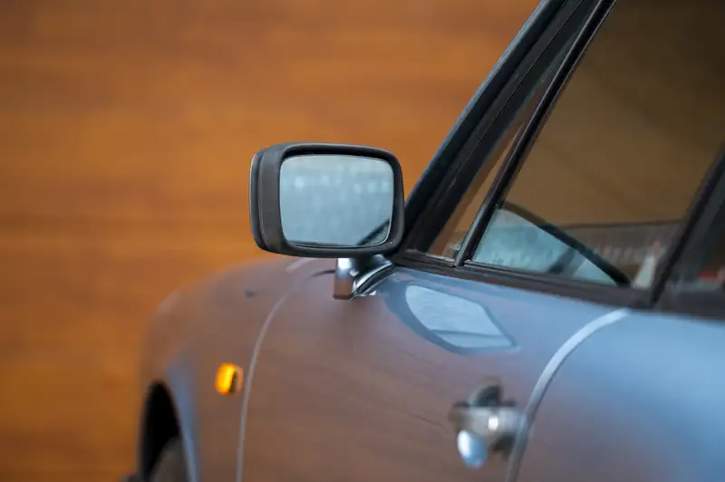 1984 Porsche 911 3.2 Carrera Sport Coupé-Sold