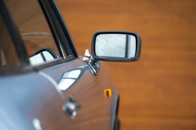 1984 Porsche 911 3.2 Carrera Sport Coupé-Sold