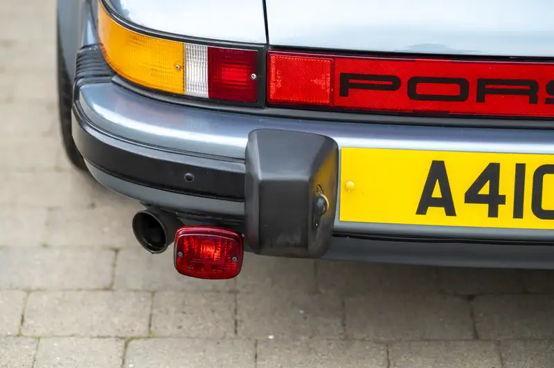 1984 Porsche 911 3.2 Carrera Sport Coupé-Sold