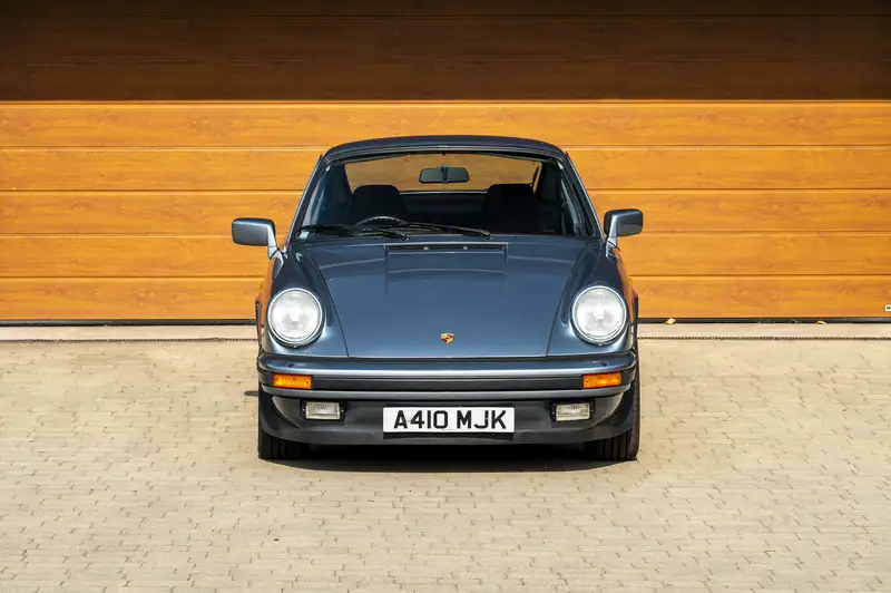 1984 Porsche 911 3.2 Carrera Sport Coupé-Sold