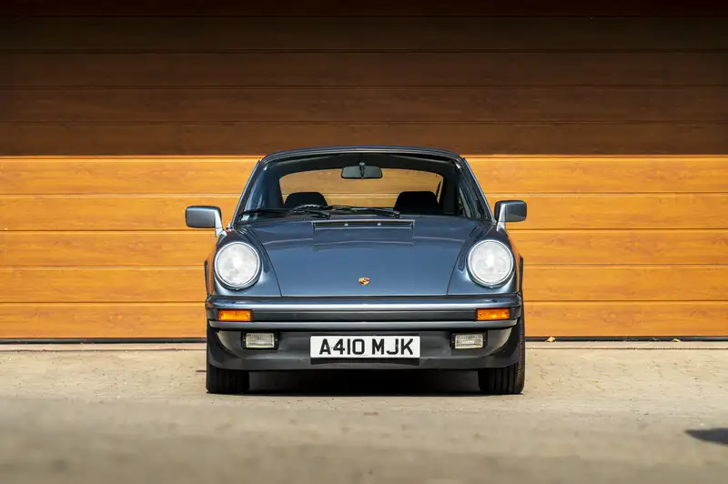 1984 Porsche 911 3.2 Carrera Sport Coupé-Sold