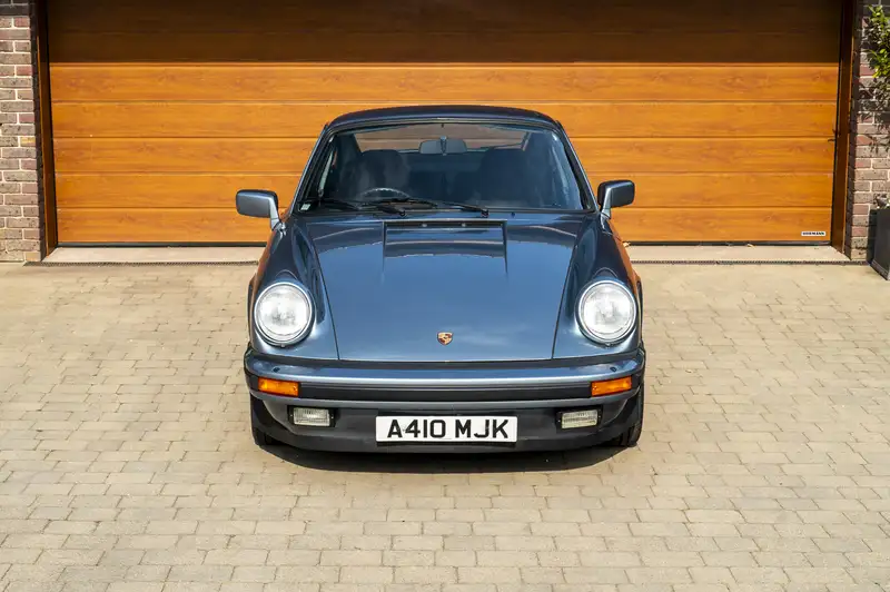1984 Porsche 911 3.2 Carrera Sport Coupé-Sold