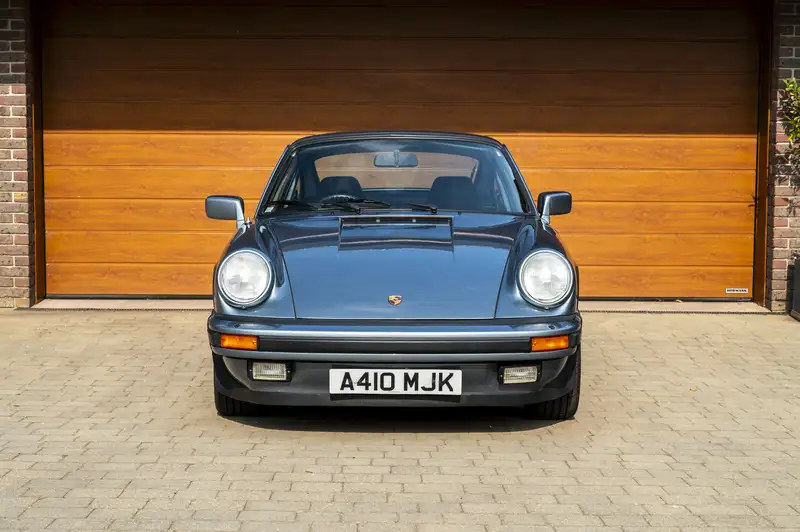 1984 Porsche 911 3.2 Carrera Sport Coupé-Sold