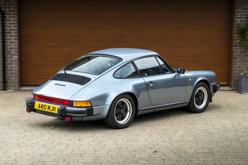 1984 Porsche 911 3.2 Carrera Sport Coupé-Sold