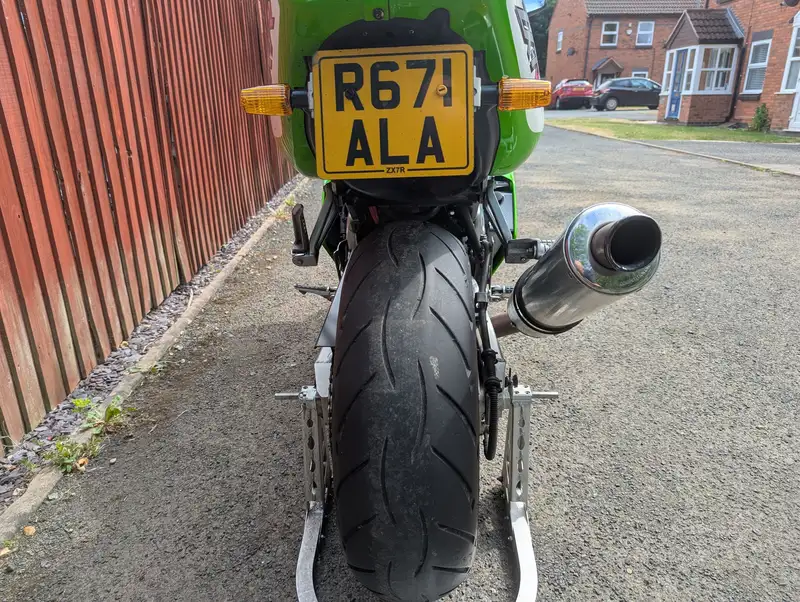 1998 Kawasaki ZX-7R 748cc*-Sold