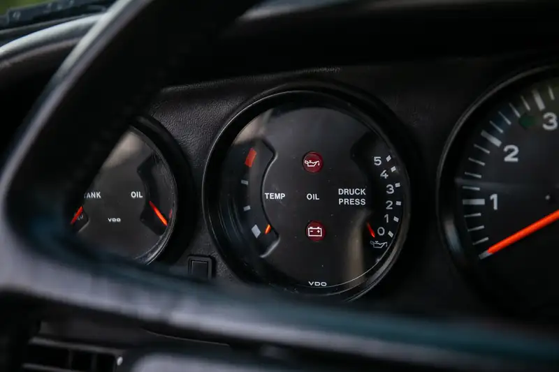1988 Porsche 911 3.2 Carrera Sport-Sold