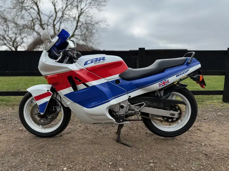 1990 Honda CBR600F 598cc-Sold