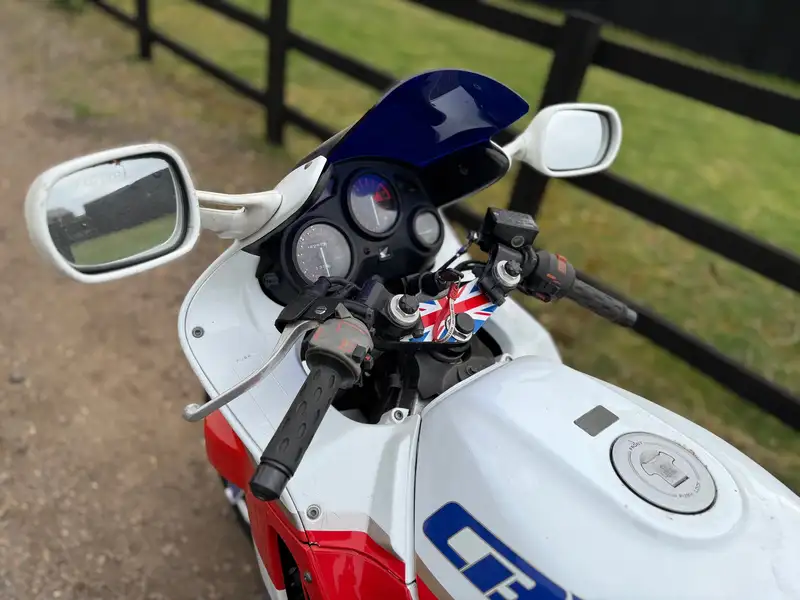 1990 Honda CBR600F 598cc-Sold