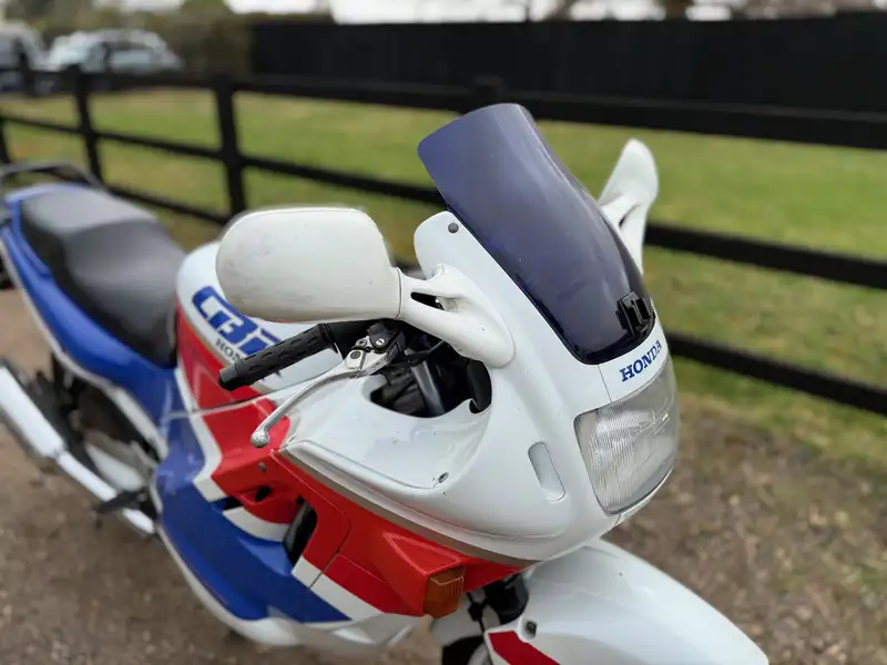 1990 Honda CBR600F 598cc-Sold