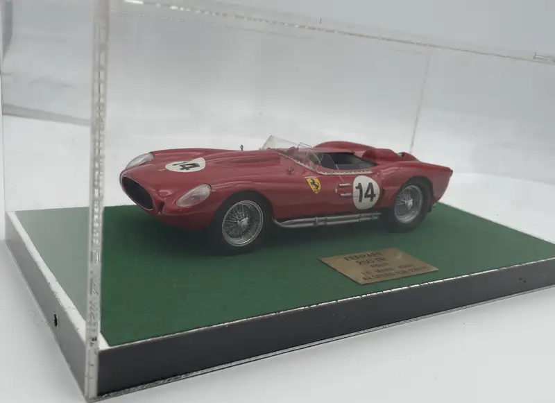 1958 Ferrari 250 TR Number 14 Model in Perspex Presentation -For Sale